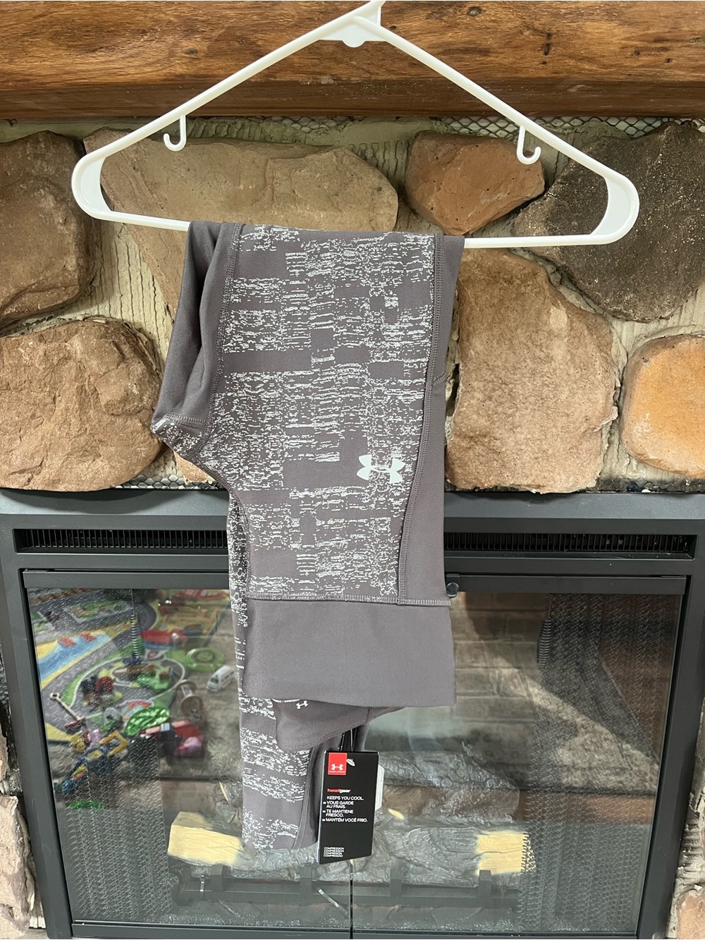 Under Armour Women’s Gray Patterned Performance Leggings